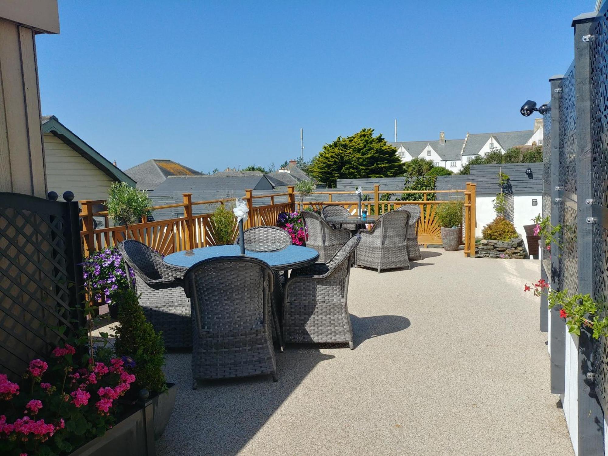 Meadow View Apartments New Quay Exterior foto